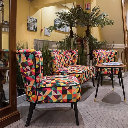 Du Moulin D'or 호텔 3*