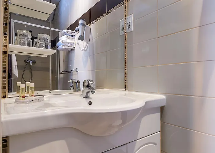 Du Moulin D'or Hotel 3*